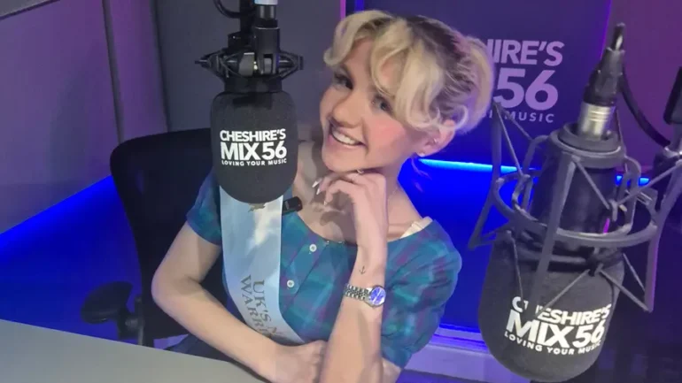 Claudia Lou Miss Warrington on vintage MIX56