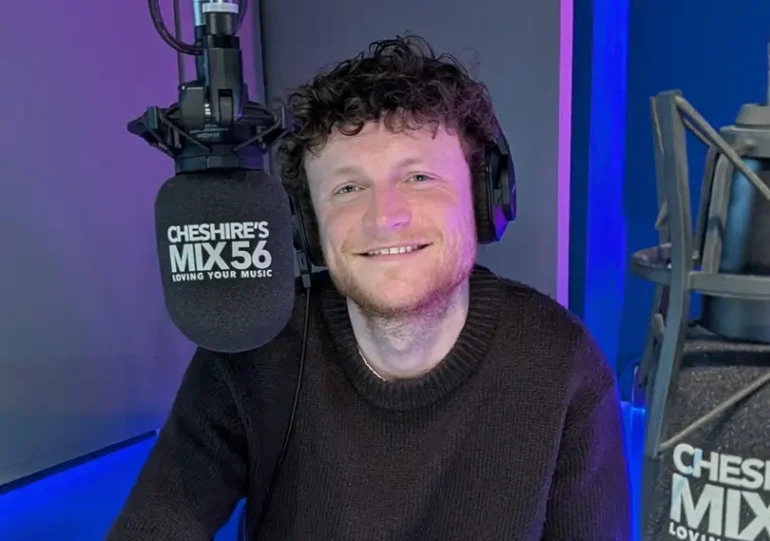 rik hulme lymm charity bike ride for parkinsons charity and rock steady boxing on Cheshire's MIX56