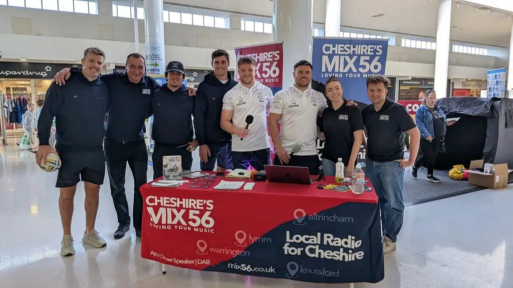 warrington wolves mix56 at birchwood shopping centre