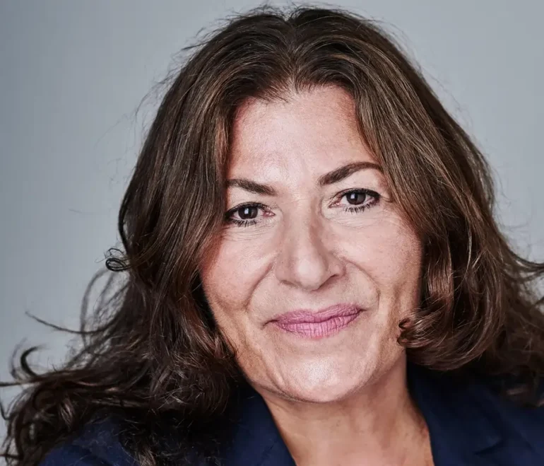 Anna-Maria Everett joins Ian on Cheshire's MIX56