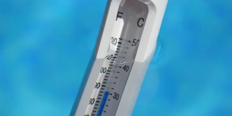 dr rosie mix56 gives advice on coping during the hot weather in cheshire