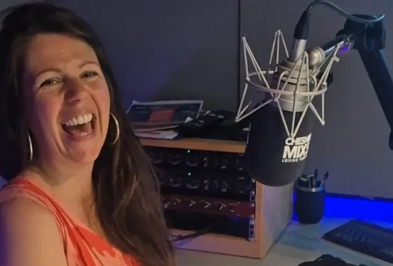 sara jane maxwell wealth coach phil roberts MIX56 cheshire radio