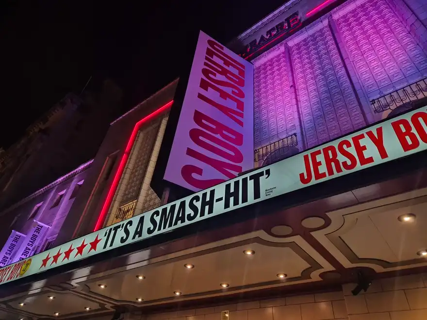 jersey boys palace theatre manchester review by phil roberts MIX56