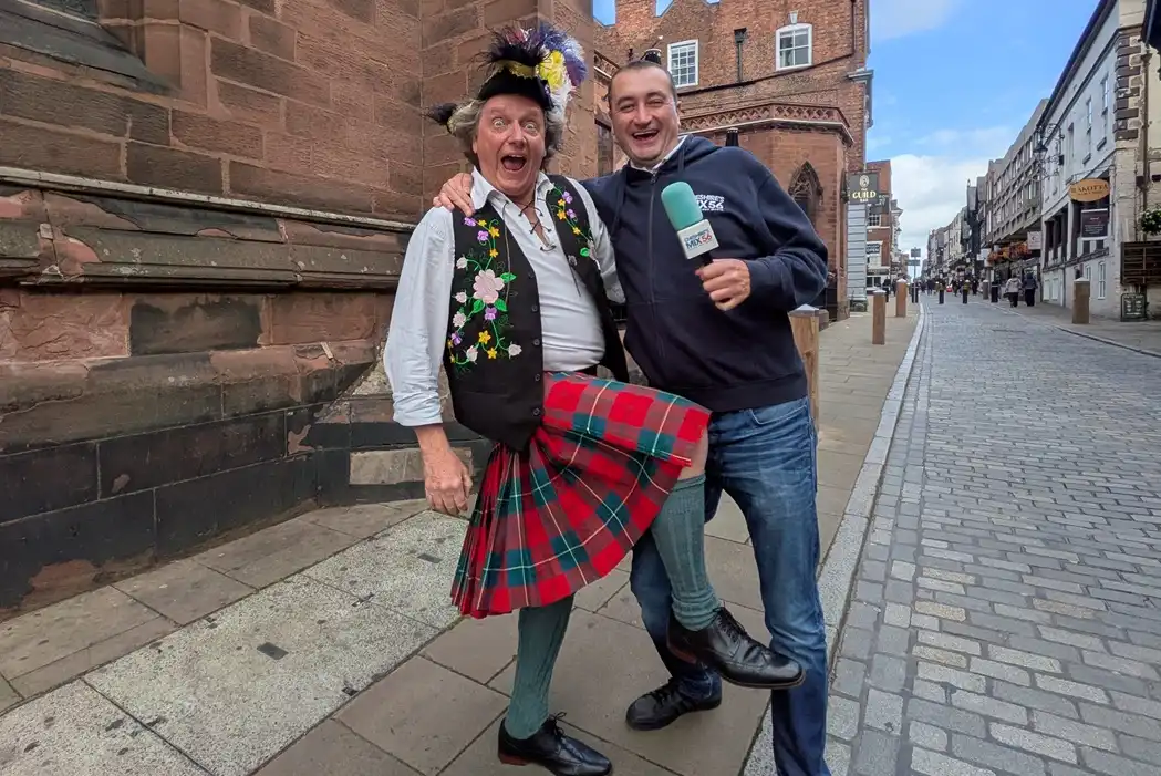 Krazy Kevin Howarth from Toowoomba meets Smithy from MIX56 Word town crier championships Chester 2026